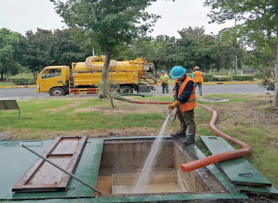 三乡镇化油池清理